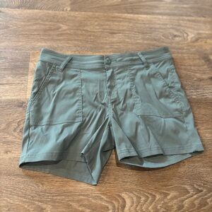prAna Olivia Shorts Sage Green Performance Hiking Travel Women’s 10 Gorpcore